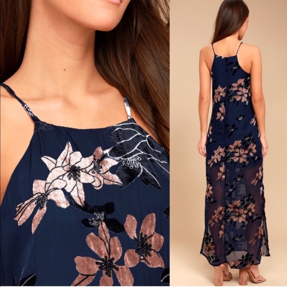 Lulu’s maxi dress - Picture 2 of 4